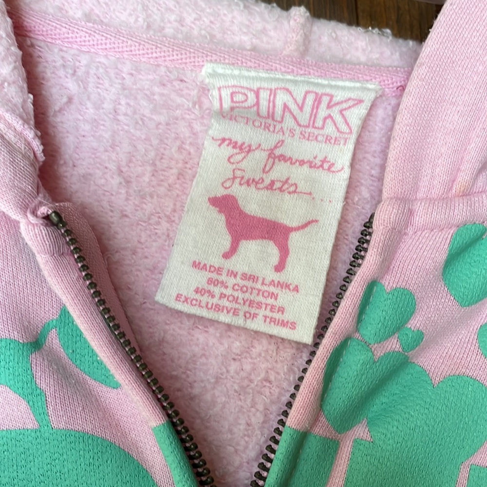 True Punk Love - Picture 2 of 3